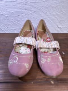aX e s パンプス