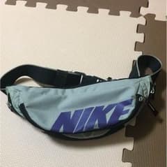 NIKE ウエストポーチのサムネイル