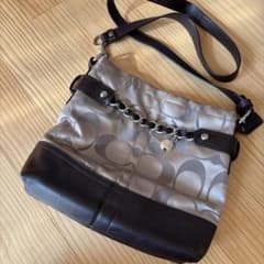 COACH ショルダーバッグのサムネイル