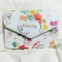 whitebellさま専用chesty財布のサムネイル