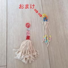 小鳥のおもちゃのサムネイル