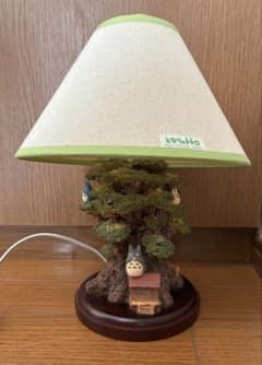 トトロ くすのきジオラマスタンド - メルカリ