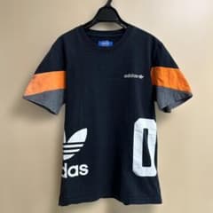 アディダス Tシャツ　メンズSのサムネイル