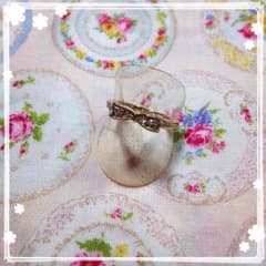美品♡リボンリング♡ゴールドのサムネイル
