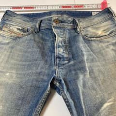 Diesel ライトブルー ストレートデニム ウエスト86㎝股下75㎝のサムネイル
