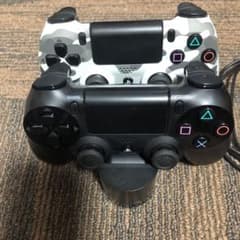 《YUTAKA様専用‼️》PS4 コントローラー DUALSHOCK4のサムネイル