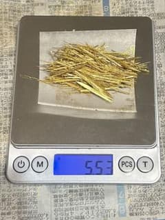 本金箔塊　5.53g 22.7k 金塵のサムネイル