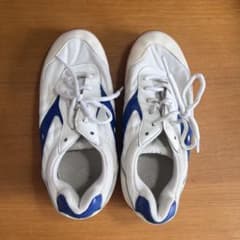 体育館シューズ　室内シューズ　23cmのサムネイル