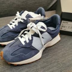newbalanceのサムネイル