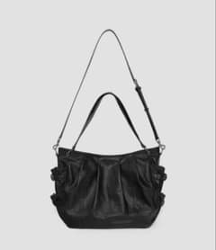 Belier Dalstone leather Slingbag - メルカリ