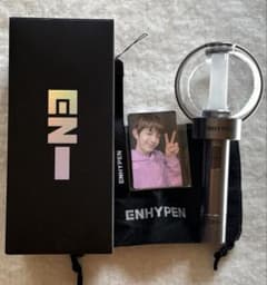 ENHYPEN ペンライト ver1 トレカ付きのサムネイル