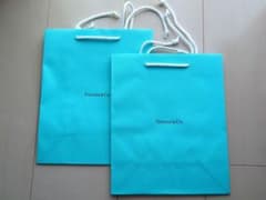 Tiffany & Co.　ティファニー　ショッパー　2枚のサムネイル