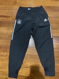 【ピピピ様専用】adidas トラックパンツ ジャージのサムネイル