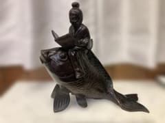 鯉に乗る仙人の置物 約30cm - メルカリ