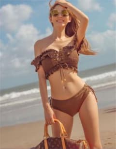 Tika ティカ オフショル ギャザー レースアップ フリルビキニのサムネイル
