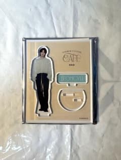 TOMORROW X TOGETHER ボムギュ カフェ限定 アクリルスタンドのサムネイル