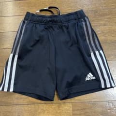 子供用adidas ブラック ハーフパンツ ストライプのサムネイル