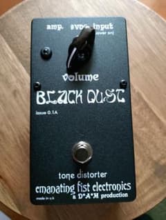 m*u様 D*A*M BLACK DUST FUZZ m*u様 D*A*M BLACK DUST FUZZ - メルカリ