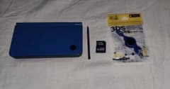【値下げかニンテンドー　DSi LL 本体　ソフト付きのサムネイル