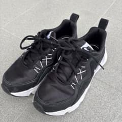 Nike WMNS RYZ365 スニーカー 黒のサムネイル