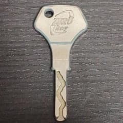 ◇使用感あり◇パチスロ スロット用 台鍵 ZEROキー ゼロキー -a - メルカリ