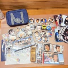 嵐 缶バッジ グッズ 大野智 写真 怪物くん ARASHI 嵐學 総点数55点のサムネイル