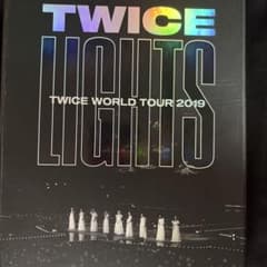 TWICE WORLD TOUR 2019 LIGHTSのサムネイル