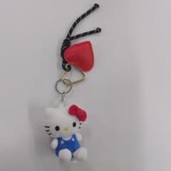 Elura ハローキティ ぬいぐるみキーホルダー ハートチャーム付きのサムネイル