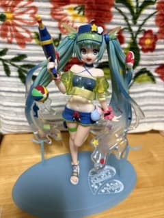初音ミク 水着風フィギュアのサムネイル