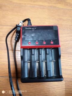 Thru Nite 18650充電器のサムネイル