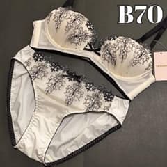 チュチュアンナ　ブラ＆ショーツ 7点セット B70 チュチュアンナ B70 ノンワイヤー ブラジャー&ショーツセット 刺繍