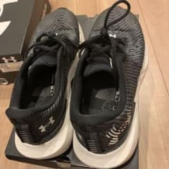 Under Armour ランニングシューズ 27.5cmのサムネイル