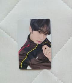 ICONIK CD会場購入特典 ギュビン - メルカリ