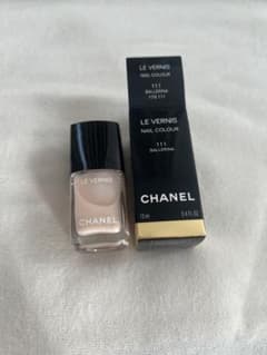 CHANEL ヴェルニ 111 バレリーナのサムネイル