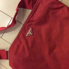 石田様専用★本物★プラダ赤ショルダーのサムネイル