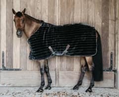 乗馬用品 KENTUCKYフェイクファー馬着（6.6サイズ・198cm）試着のみのサムネイル
