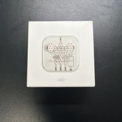 新品 aeae イヤホン Type-C ホワイトxレッド ドット - メルカリ