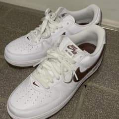 NIKE  エアフォースワンのサムネイル