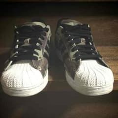 adidasスニーカー 26.5センチです。のサムネイル