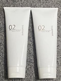 クイーンズバスルーム　薬用ヘアトリートメントのサムネイル