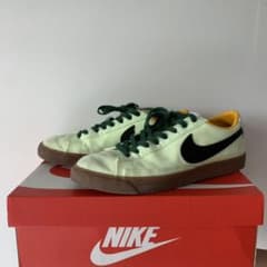 NIKE BLEATHERのサムネイル