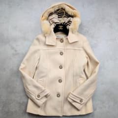 バーバリーブルーレーベル ファー付き ダッフル ポンチョ バーバリーブルーレーベル ポンチョ 黒 ダッフルコート リアルファー