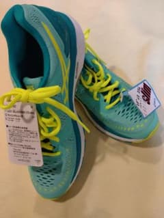 ASICS　ゲルカヤノ　24.5cmのサムネイル
