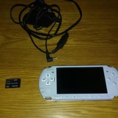 ❮ほぼ未使用❯PSP3000 メモステ4GB、充電器付のサムネイル