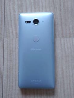 XPERIA XZ2 compact SO-05K 本体 シルバー - メルカリ