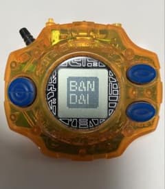 デジヴァイス 1999年代 動作確認済み オレンジ 太一カラー 初代 デジヴァイス 1999年代 動作確認済み オレンジ 太一カラー 初代 - メルカリ