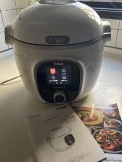 ばーちゃん様専用　T-fal 電気圧力鍋 最大6L ホワイトのサムネイル