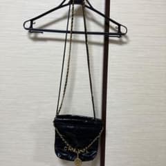 黒いキルティングショルダーバッグ（ノベルティ）非売品のサムネイル