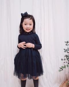 【 最終値下げ 】 韓国 子供服 パール付 ネイビー レース ワンピースのサムネイル