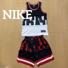 【NIKE】 新品タグ付き セットアップ タンクトップ×ハーフパンツ S NIKE】 新品タグ付き セットアップ タンクトップ×ハーフパンツ S